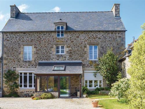 Holiday home - 7 persons -  - rue de l'Evinais - 22130 - Plancoet