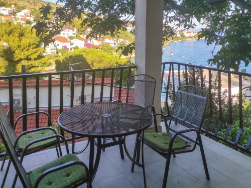 Ferieleilighet - 4 personer -  - Put Mavarcice - Ciovo-Okrug Gornji - 21223 - Okrug Gornji