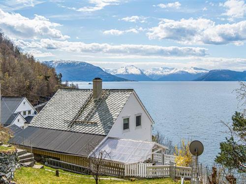 Holiday home - 8 persons -  - Strandebarm v. - 5630 - Strandebarm