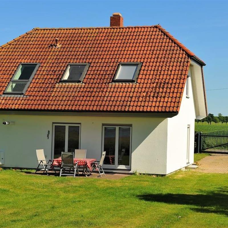 Sommerhus - 6 personer -  - 18445 - Kinnbackenhagen