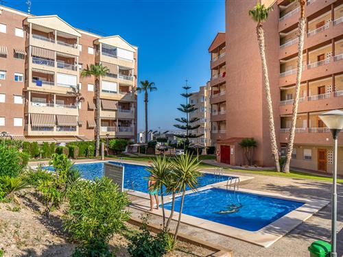 Sommerhus - 4 personer -  - Urbanizacíon vista bahía - 03195 - Arenales Del Sol