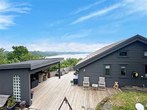  - 9 personer -  - Fintejordet - 4586 - Korshamn