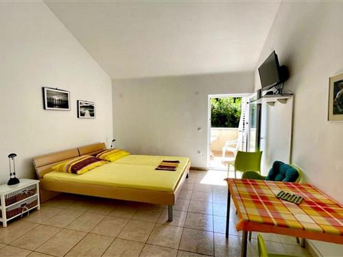 Holiday apartment - 2 persons -  - 23292 - Brgulje