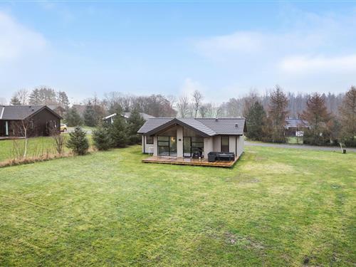 Sommerhus - 6 personer -  - Havrebakken - Havrebakken - 3720 - Åkirkeby