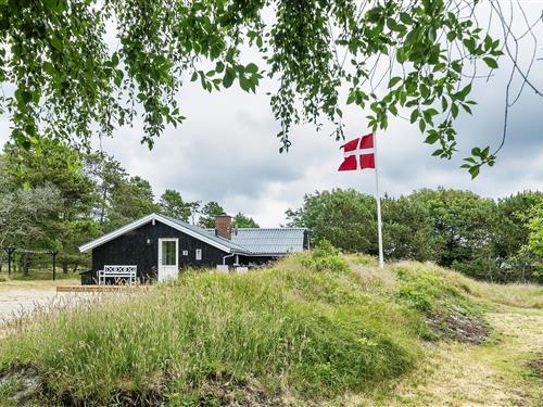 Holiday Home/Apartment - 6 persons -  - Engesøvej - Vejers Nordøst - 6853 - Vejers Strand