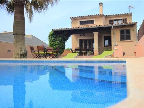 Holiday Home/Apartment - 6 persons -  - Av. Escoles. - 07250 - Vilafranca De Bonany