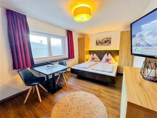 Holiday Home/Apartment - 3 persons -  - Kirchgasse - 5710 - Kaprun