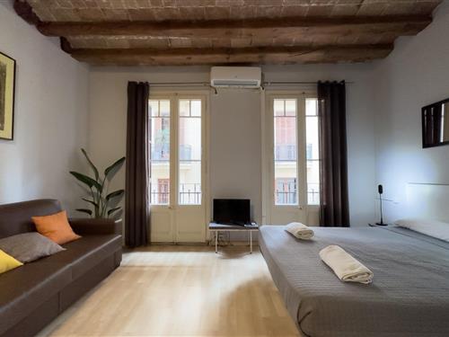 Ferienhaus - 3 Personen -  - Santa Tecla - 08012 - Barcelona