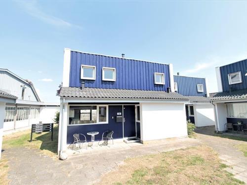 Holiday Home/Apartment - 4 persons -  - Nørrevang - Marielyst - 4873 - Væggerløse