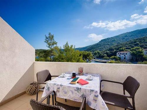 Holiday apartment - 3 persons -  - 20290 - Lastovo