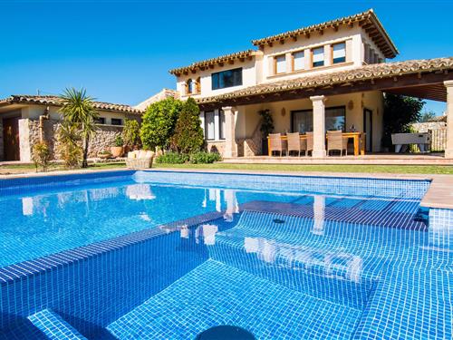 Holiday home - 8 persons -  - Diseminado Poligono - Moliner Almadrava, Pollenca - 07470 - Pollenca