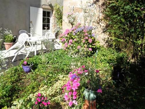 Ferienhaus - 3 Personen -  - 87470 - Peyrat Le Chateau