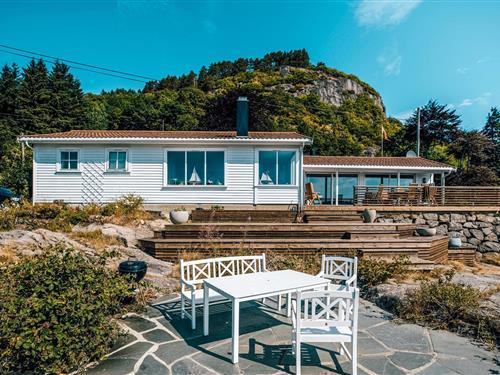 Sommerhus - 7 personer -  - Vestre Spindsvei - 4550 - Farsund