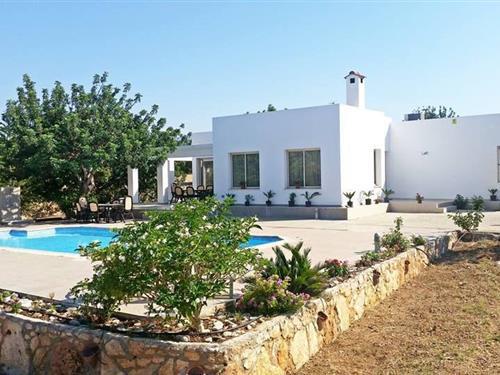 Holiday Home/Apartment - 8 persons -  - 23 Ayiou Epifaniou - 8852 - Neo Chorio