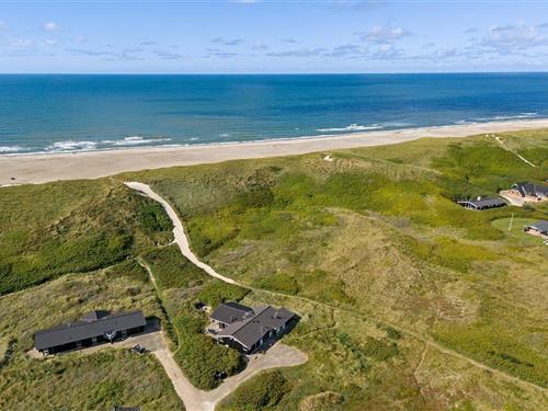 Sommerhus - 10 personer -  - Mettes Bjerg - Årgab - 6960 - Hvide Sande