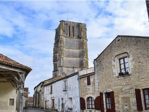 Holiday home - 4 persons -  - Rue de l'Église - 17620 - Saint-Jean-D'angle