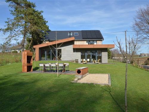 Sommerhus - 9 personer -  - 4950 - Waimes