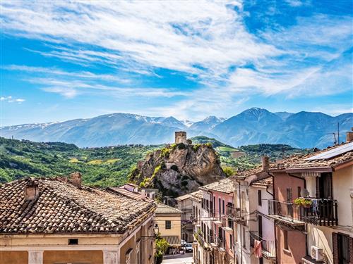 Fritidshus - 8 personer -  - Roccascalegna - 66040