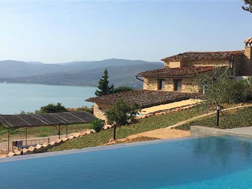 Villa - 8 personer -  - 06069 - Magione