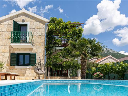 Sommerhus - 8 personer -  - Ostrvica - Omis - Ostrvica - 21253 - Omis