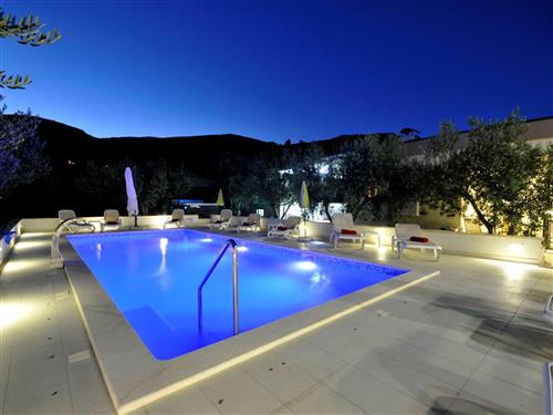 Feriehus - 12 personer -  - Kaštel Novi - 21217