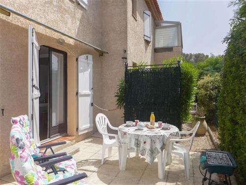 Holiday Home/Apartment - 2 persons -  - Les Issambres - 83380