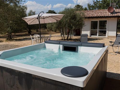 Sommerhus - 3 personer -  - Lago Di Vico - 01019