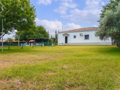 Sommerhus - 9 personer -  - Urb Valle Verde - Arahal - 41600 - Arahal (Sevilla)