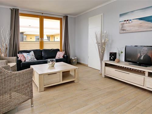 Holiday Home/Apartment - 4 persons -  - An der Waterkant - 18211 - Börgerende