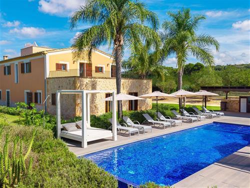 Sommerhus - 16 personer -  - Diseminado Poligon 04, - 07500 - Manacor