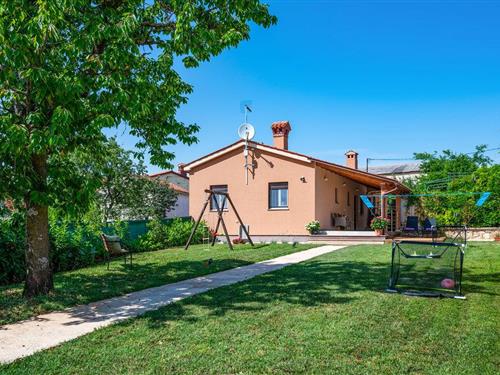 Holiday home - 4 persons -  - Zeliski - Barban - Zeliski - 52207 - Zeliski