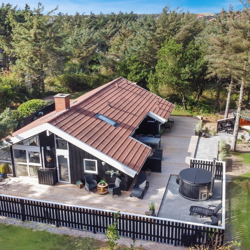Sommerhus - 8 personer -  - Viktoriavej - Vejlby Klit - 7673 - Harboøre