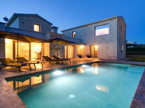 Villa - 4 Personen -  - 52440 - Porec