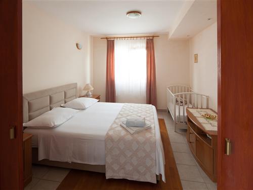 Holiday apartment - 5 persons -  - Bilo - 22202 - Bilo