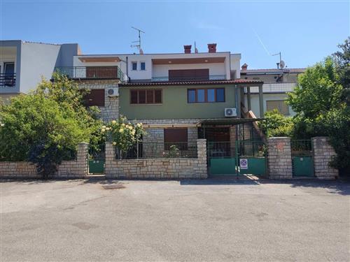 Holiday Home/Apartment - 4 persons -  - Gortanova ulica - 52100 - Pula