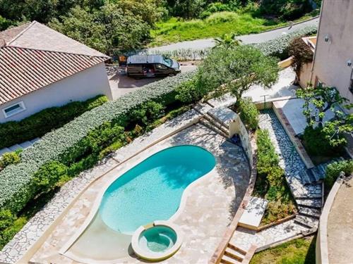 Holiday home - 6 persons -  - 83120 - Sainte-Maxime