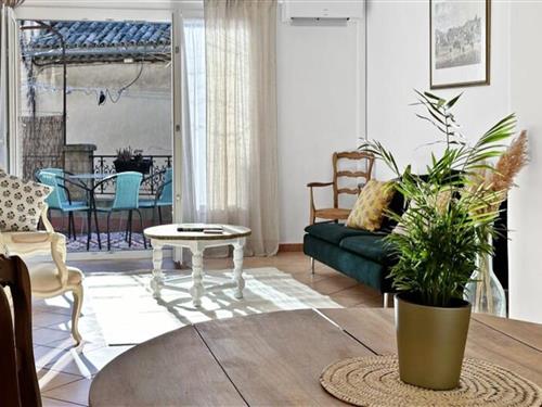 Holiday apartment - 4 persons -  - 84160 - Lourmarin