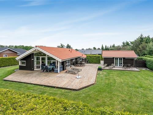 Fritidshus - 8 personer -  - Krondyrstien - Marielyst - 4873 - Væggerløse