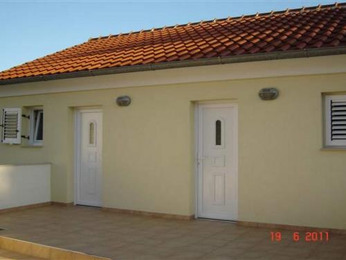 Holiday apartment - 2 persons -  - 23292 - Brgulje