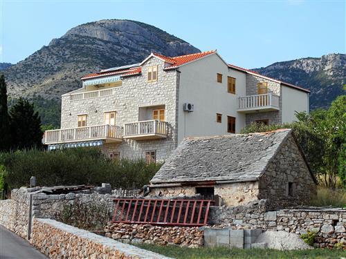 Holiday apartment - 8 persons -  - Gospe od sniga - 21420 - Bol