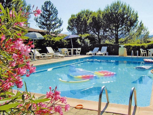 Holiday home - 9 persons -  - 84110 - Vaison-La-Romaine