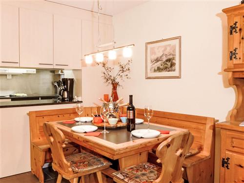 Holiday apartment - 4 persons -  - Wengen - 3823