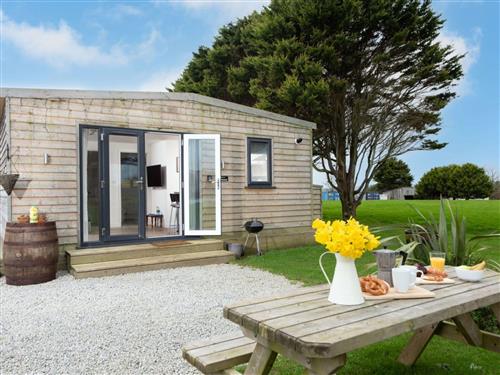 Holiday home - 4 persons -  - Helston - TR13 0LR