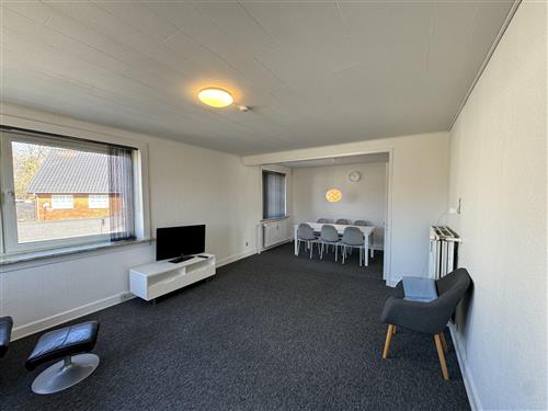 Sommerhus - 4 personer -  - Strandby Kirkevej 270 st. th - Esbjerg City - 6700 - Esbjerg