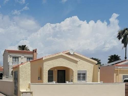 Holiday home - 3 persons -  - Avenida de Europa - 03177 - San Fulgencio