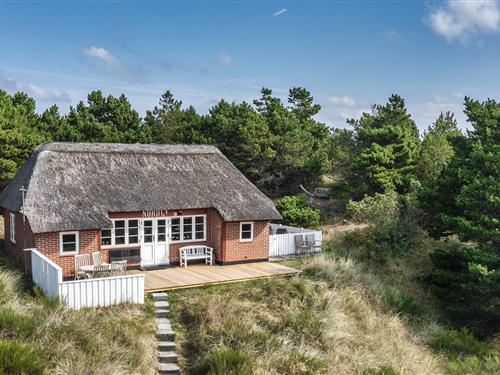 Holiday Home/Apartment - 5 persons -  - Mågevej - Vejers Sydstrand - 6853 - Vejers Strand