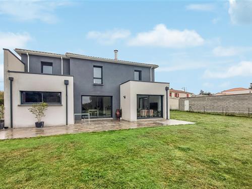 Holiday home - 6 persons -  - Rue de Criport - Nantes - 44120 - Vertou