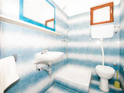 Holiday apartment - 2 persons -  - 20216 - Molunat