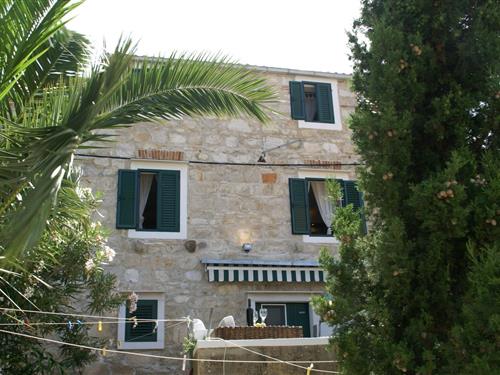Holiday apartment - 3 persons -  - 21480 - Vis