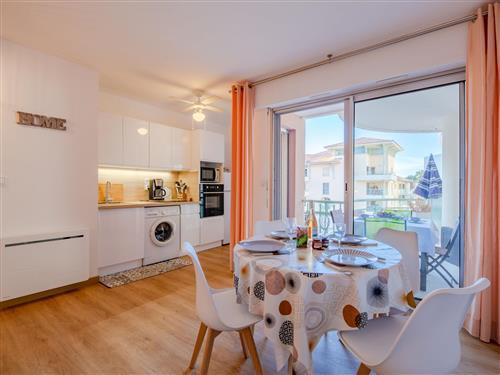 Holiday Home/Apartment - 4 persons -  - Fréjus - 83600